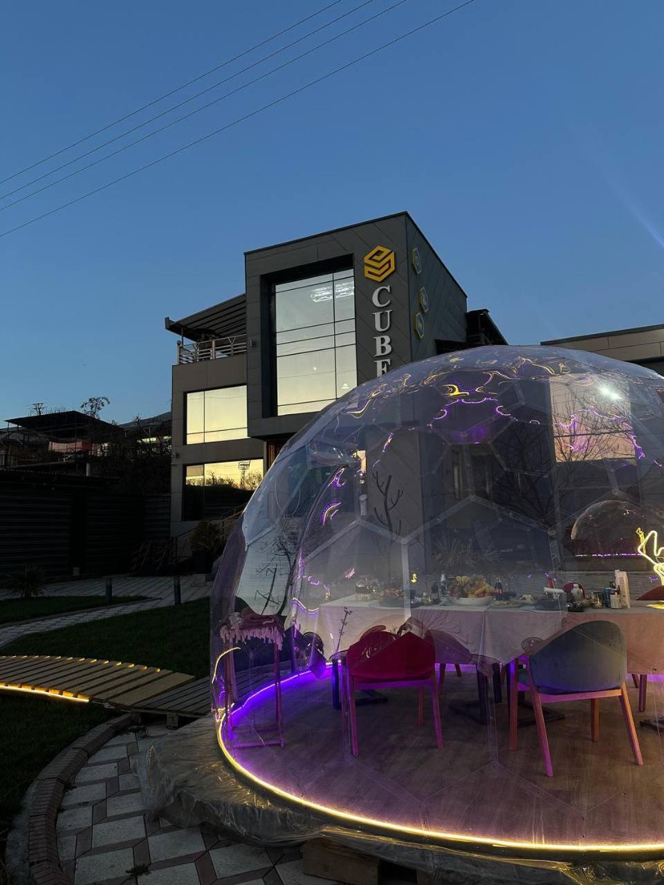 Готель Cube House Ош Екстер'єр фото