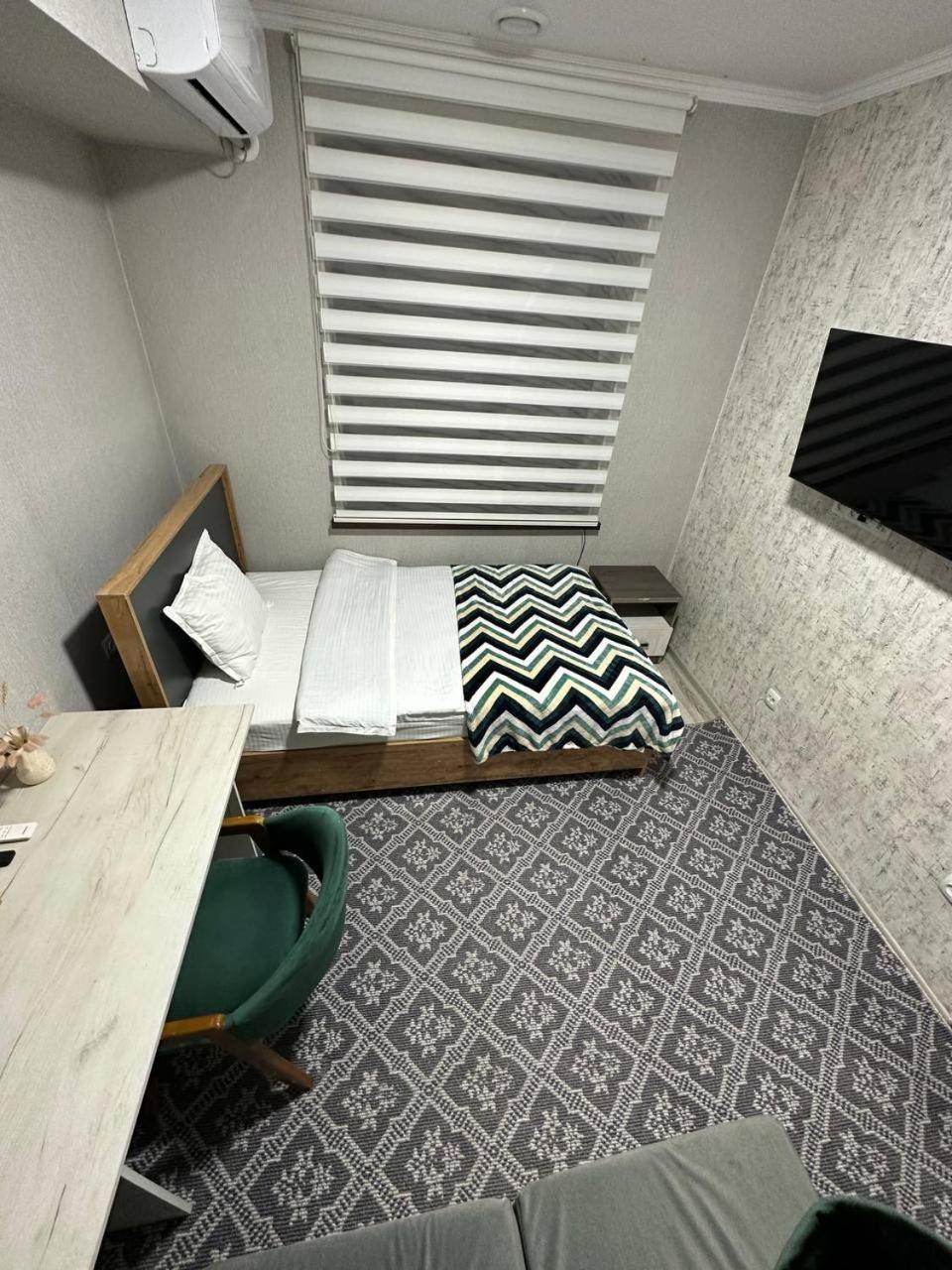 Готель Cube House Ош Екстер'єр фото