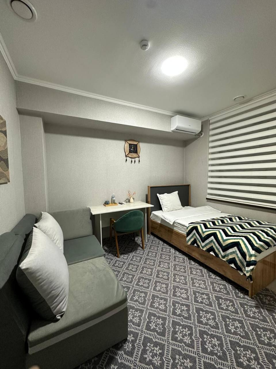 Готель Cube House Ош Екстер'єр фото