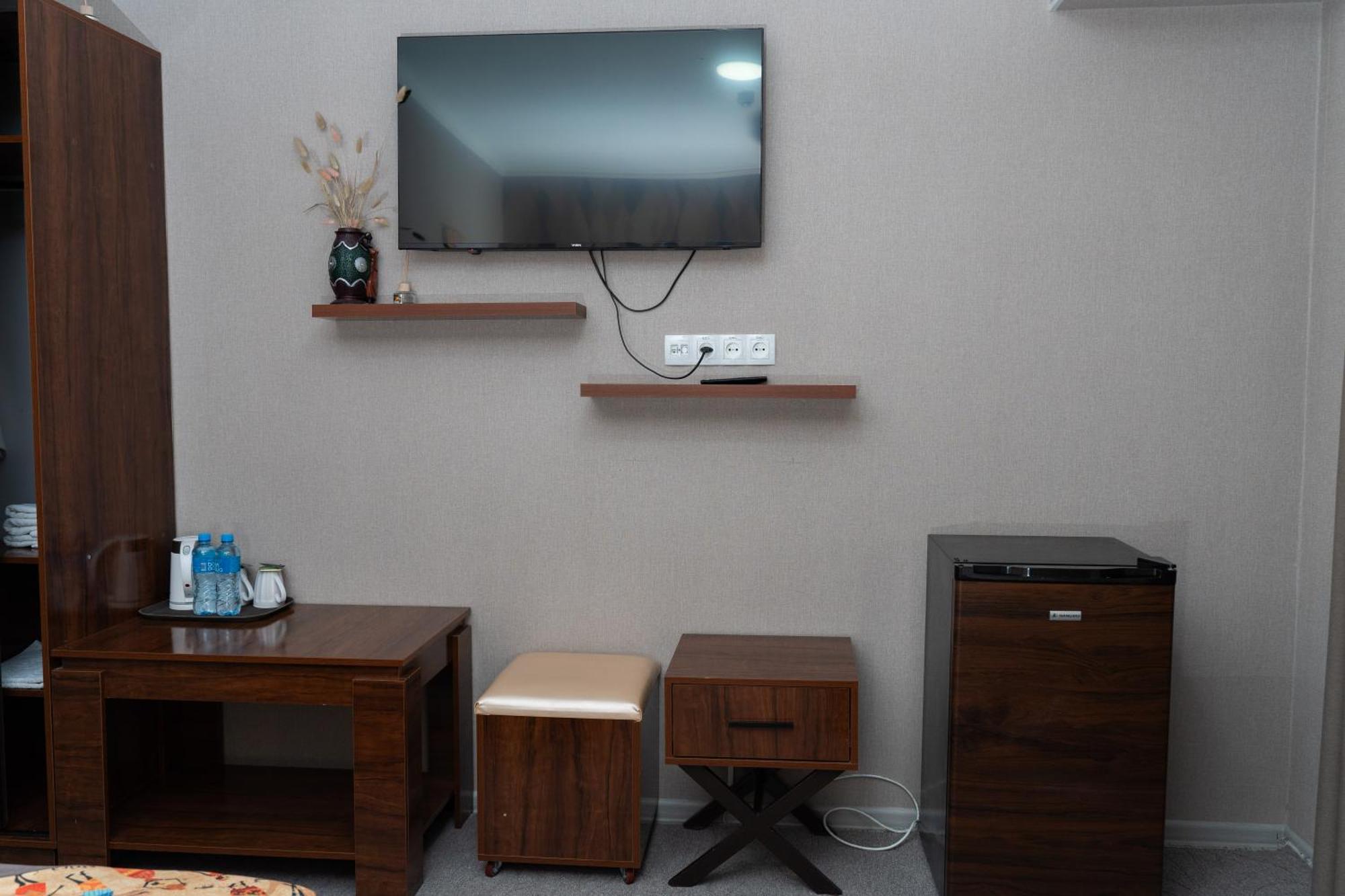 Готель Cube House Ош Екстер'єр фото